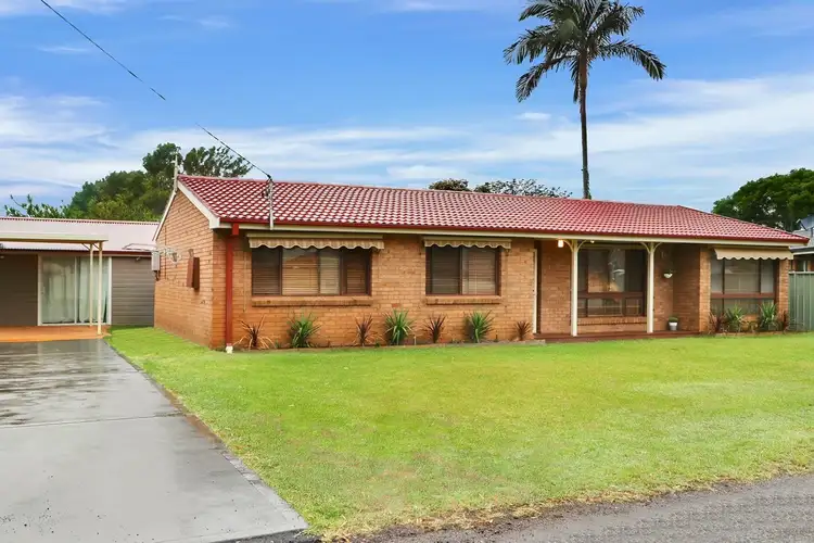 16 Onslow Ave, Woy Woy NSW 2256