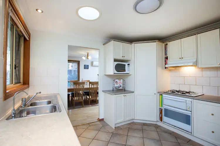 Sixth view of Homely house listing, 2 Mary Anne Close, Mount Annan NSW 2567