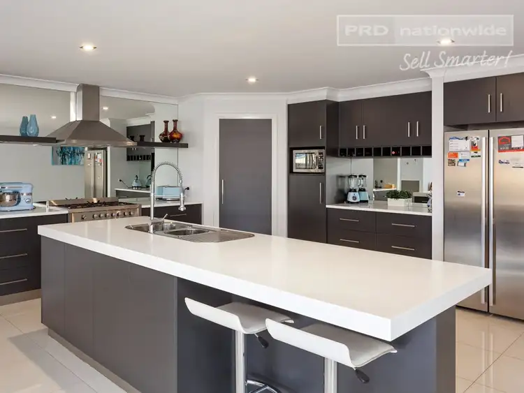 Sixth view of Homely house listing, 25 Hudson Drive, Lloyd NSW 2650
