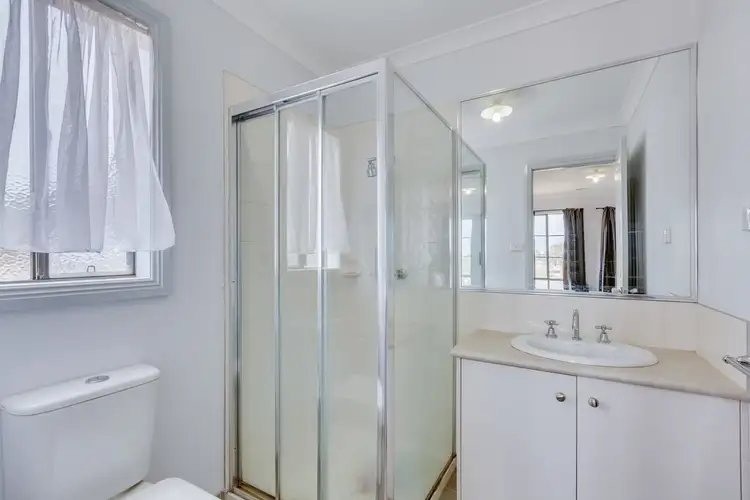 Sixth view of Homely house listing, 8 Light Close, Bacchus Marsh VIC 3340