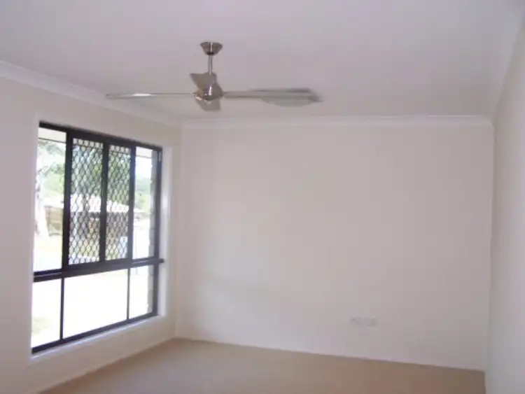 Sixth view of Homely house listing, 25 DISCOVERY CRESCENT, Rosslyn QLD 4703