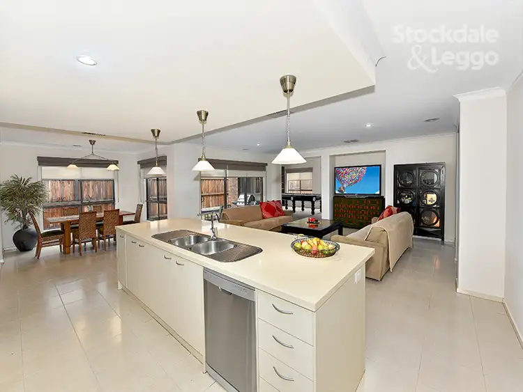 Second view of Homely house listing, 6 Cordoba Way, Mernda VIC 3754