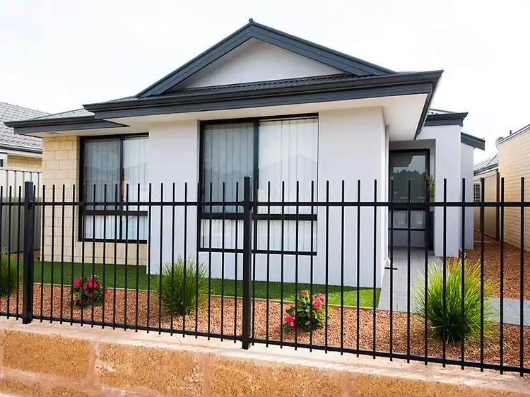 8 Glenloth Road, Byford WA 6122