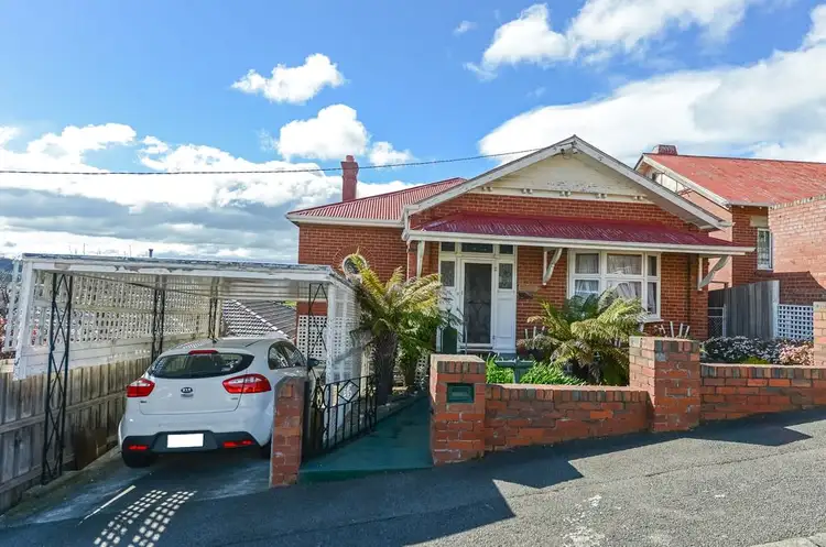 6 Watkins Avenue, West Hobart TAS 7000