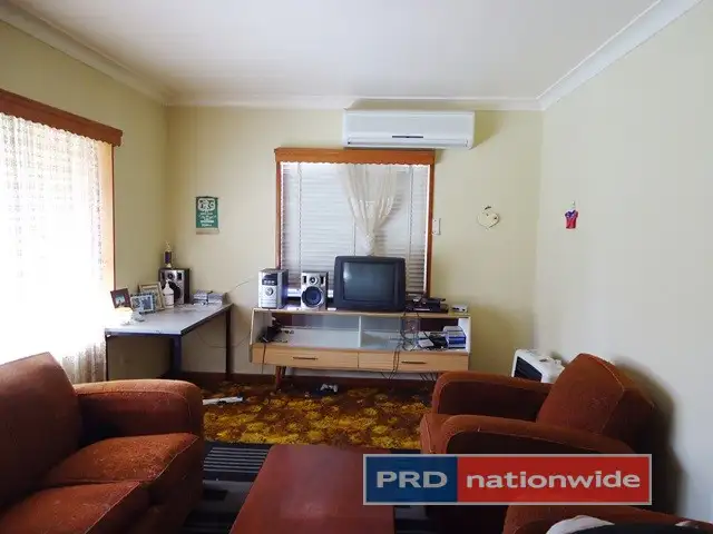 Second view of Homely house listing, 4 Crofton Avenue, Batlow NSW 2730
