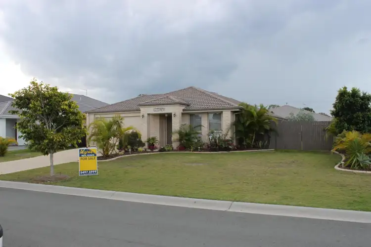 60 Sandheath Place, Ningi QLD 4511