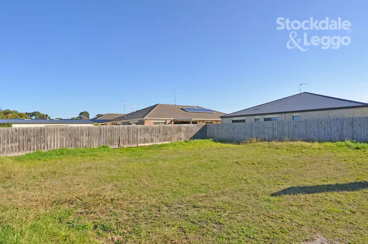 51a Meanderri Drive, Inverloch VIC 3996