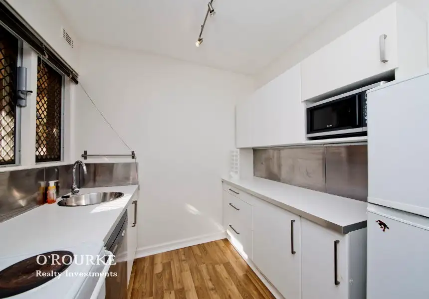 Main view of Homely unit listing, 3/22 The Arcade, Doubleview WA 6018