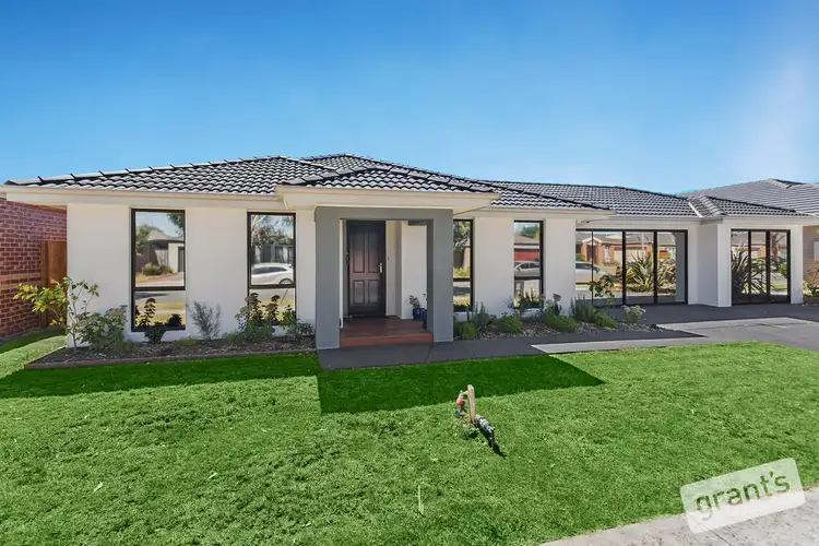 3 Olivia Court, Pakenham VIC 3810