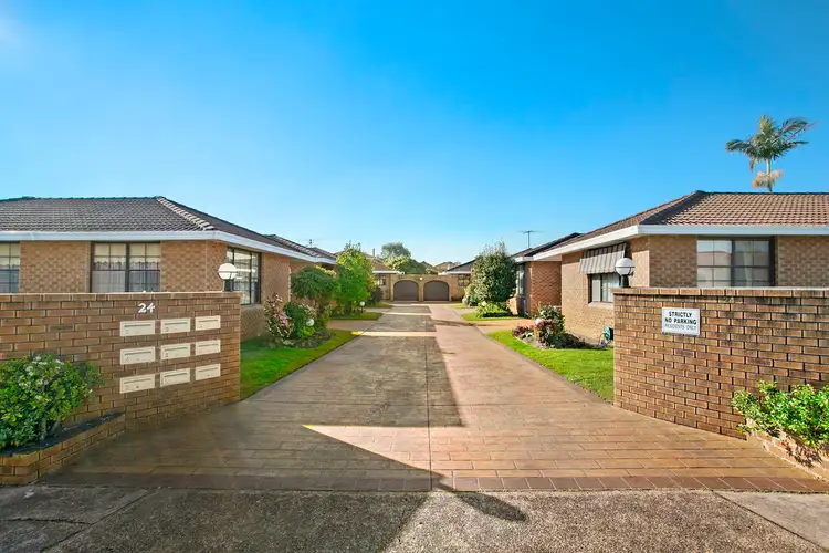 Third view of Homely apartment listing, 2/20-24 Garden Street, Eastlakes NSW 2018