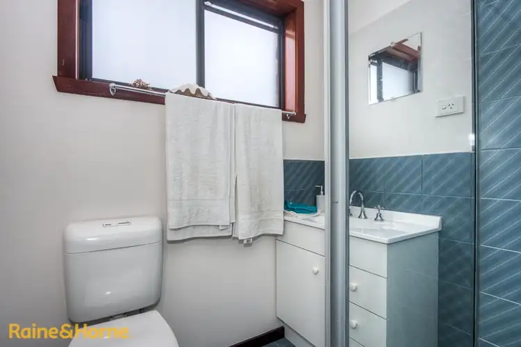 Fifth view of Homely house listing, 6 Ramsay Crt, Sunbury VIC 3429