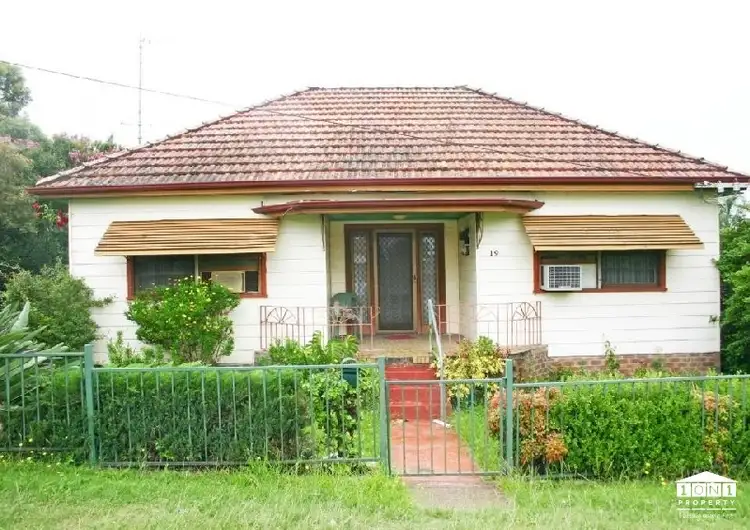 19 Victoria St, Kurri Kurri NSW 2327