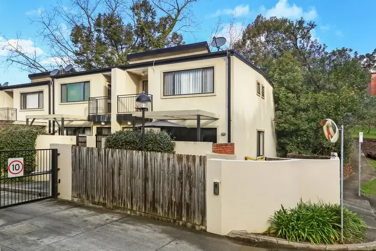 12/55 Dwyer Street, Gosford NSW 2250