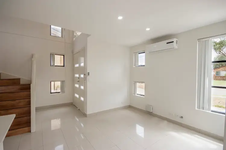 Second view of Homely house listing, 5/21-23 McLachlan Avenue, Long Jetty NSW 2261