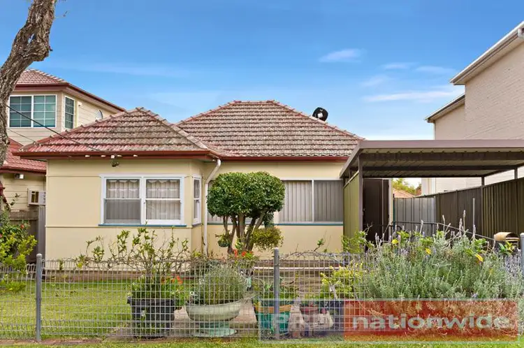 18 Malvern Street, Panania NSW 2213