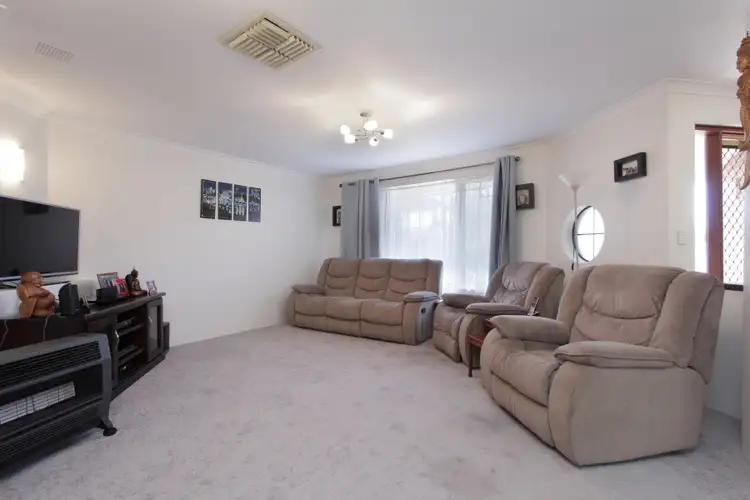 Seventh view of Homely house listing, 5 Ironwood Crt, Thornlie WA 6108
