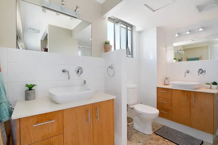 Seventh view of Homely unit listing, Unit @ 5 Francis Street, Mermaid Beach QLD 4218
