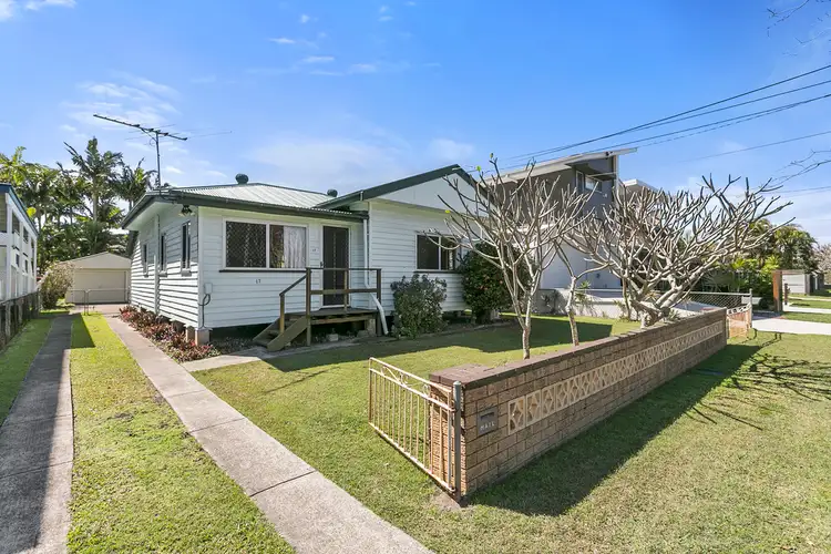 17 Booran Street, Lota QLD 4179