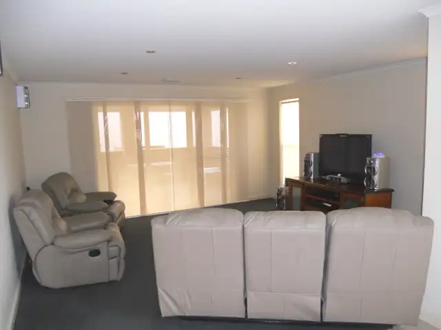 Sixth view of Homely house listing, 1/9 Queens Court, Mount Gambier SA 5290