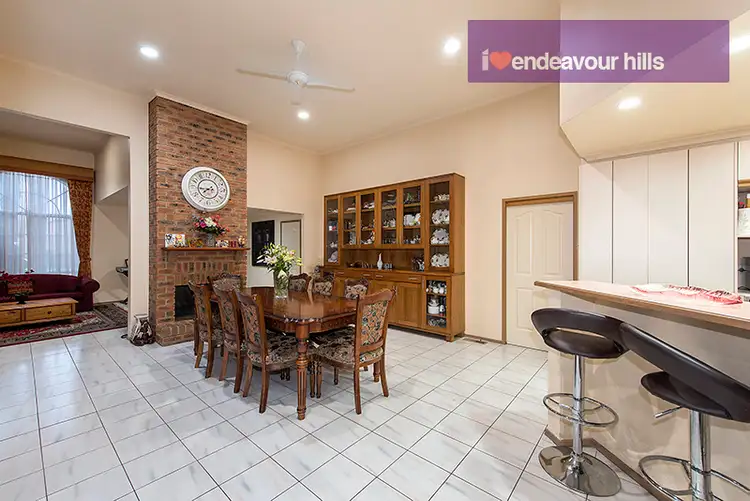 Fifth view of Homely house listing, 2 Gymkhana Court, Endeavour Hills VIC 3802