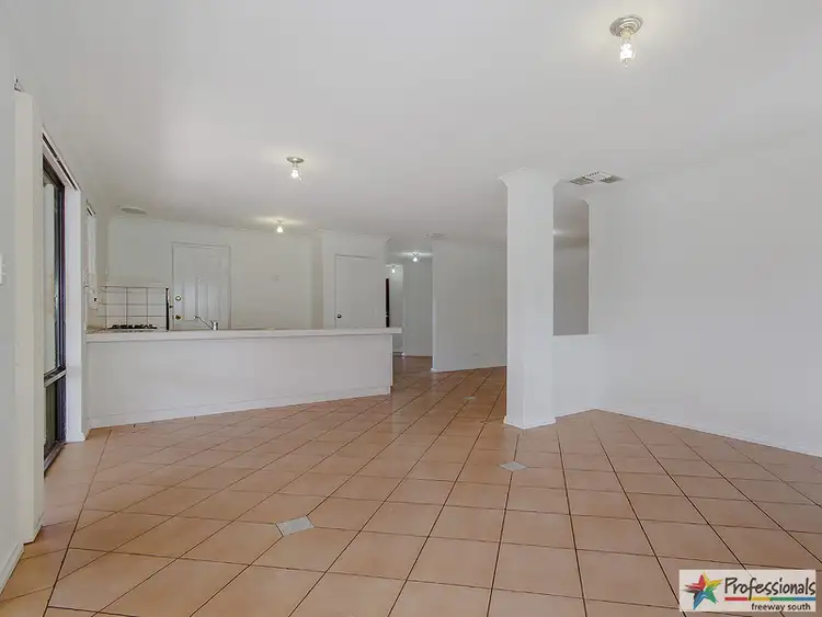 Seventh view of Homely house listing, 6 Roscrea Court, Orelia WA 6167