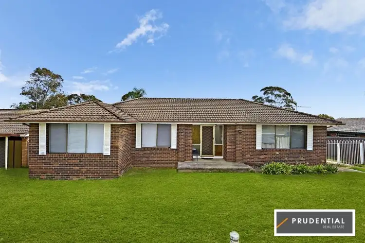 30 Bimbadeen Avenue, Bradbury NSW 2560