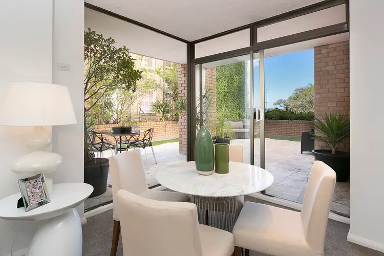 Third view of Homely apartment listing, 1/10 Onslow Avenue, Elizabeth Bay NSW 2011