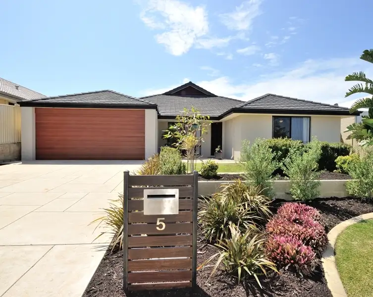 Main view of Homely house listing, 5 Parakeet Bend, Baldivis WA 6171
