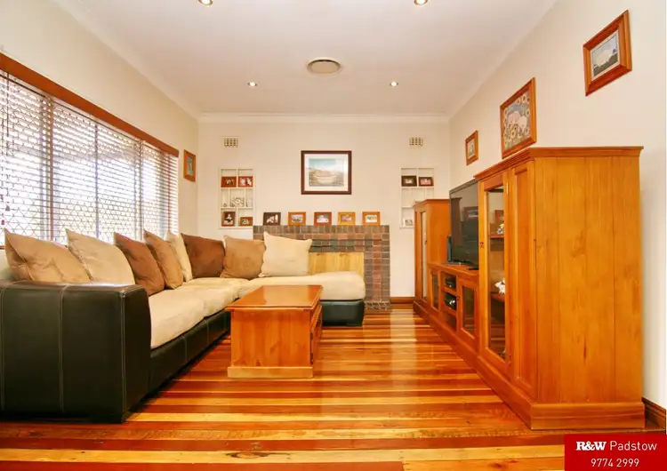 Second view of Homely villa listing, 4/98 Chamberlain Road, Padstow Heights NSW 2211