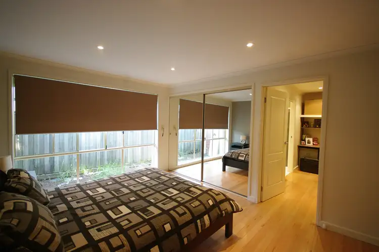 Fifth view of Homely house listing, 5 Pinto Close, Endeavour Hills VIC 3802
