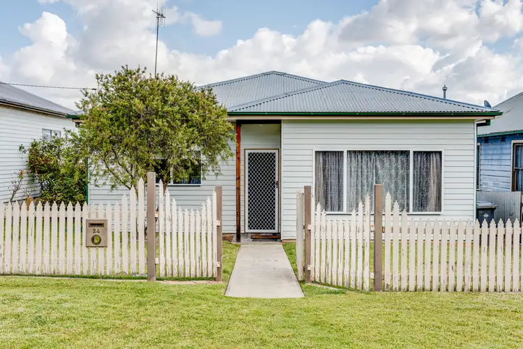 24 Kenmore Street, Goulburn NSW 2580