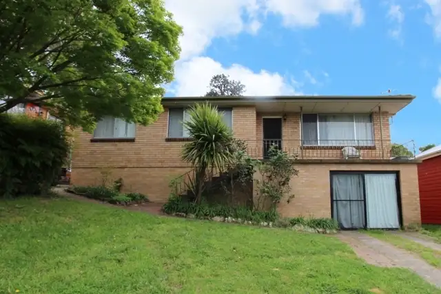 11 Violet Street, Bathurst NSW 2795