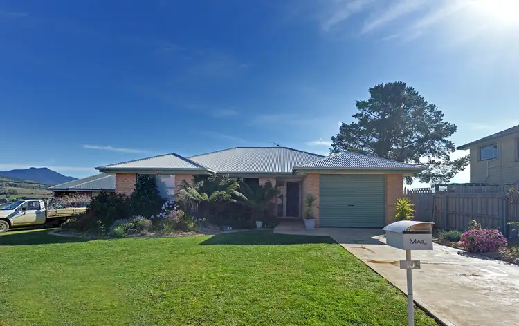 10 Brendan Crescent, Austins Ferry TAS 7011