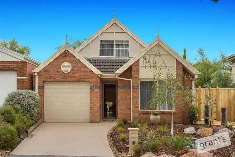 2 Yalumba Court, Berwick VIC 3806