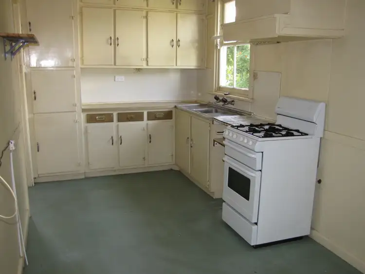 Fifth view of Homely house listing, 18 Margaret Street, Moe VIC 3825
