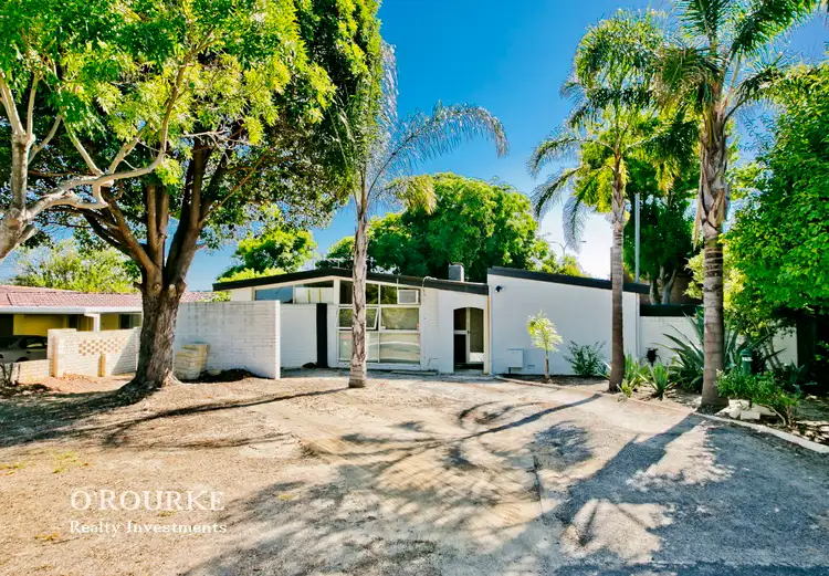 24 Hakea Road, Woodlands WA 6018