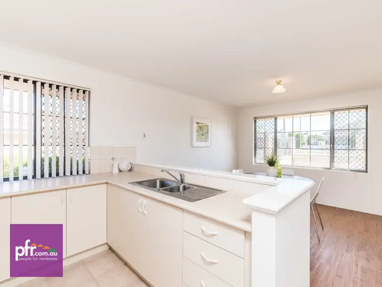 Seventh view of Homely house listing, U1/14-16 Warwick Street, St James WA 6102