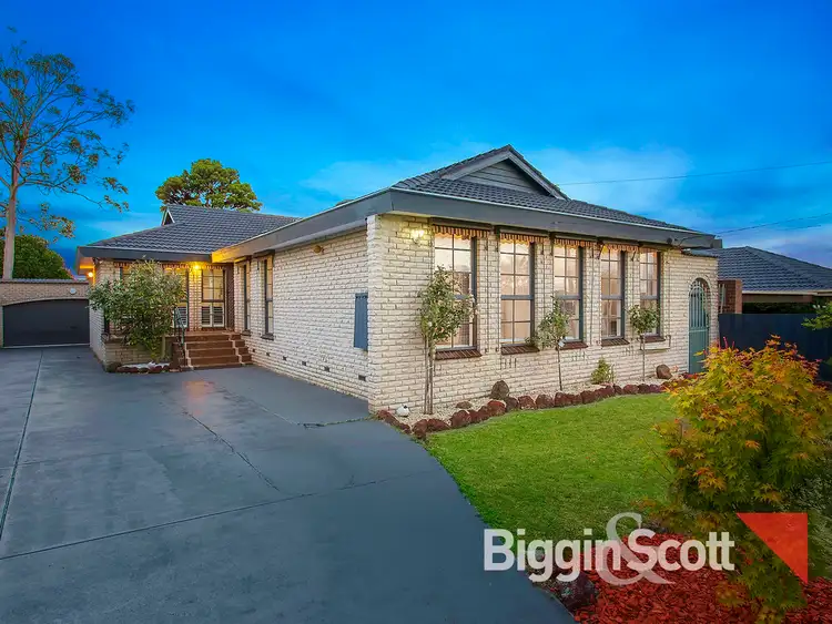 18 Lola Street, Mulgrave VIC 3170