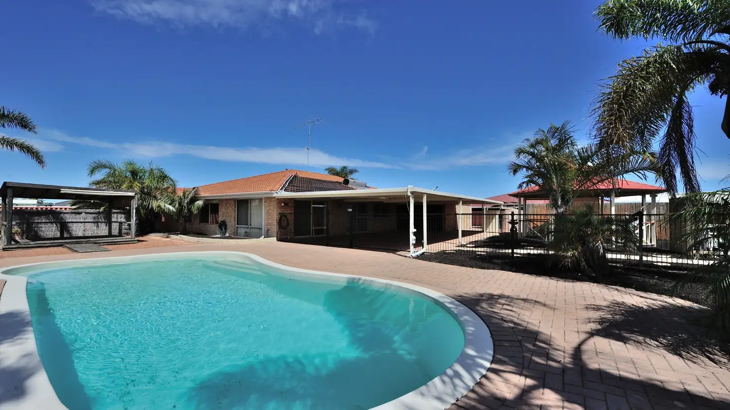 Main view of Homely house listing, 15 Silvertop Circle, Warnbro WA 6169