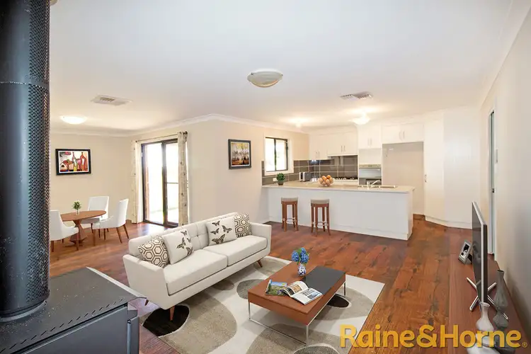 76 Catherine Drive, Dubbo NSW 2830