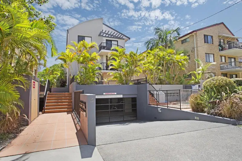 Main view of Homely unit listing, 4/15 Britannia Avenue, Broadbeach QLD 4218