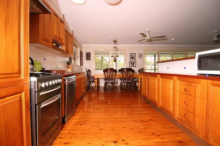 Sixth view of Homely house listing, 6 KOOBERRY STREET, Macleay Island QLD 4184