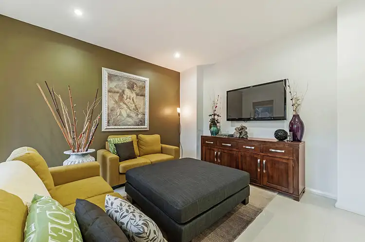 Fifth view of Homely house listing, 1 Cropton Rise, Craigieburn VIC 3064
