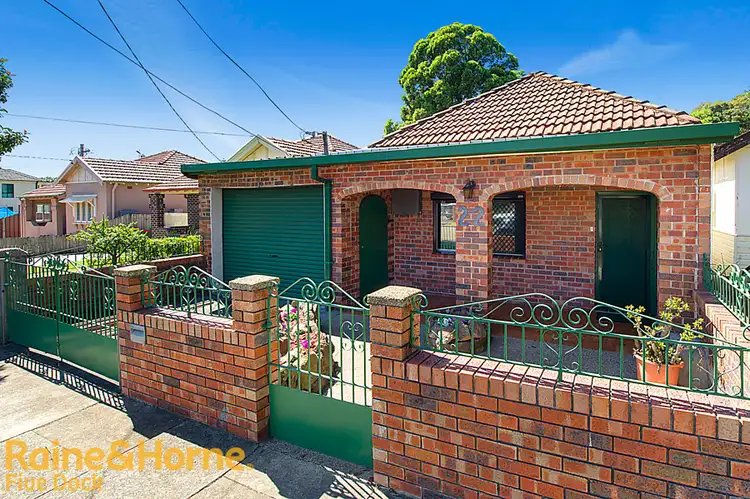 22 Bayview Road, Canada Bay NSW 2046