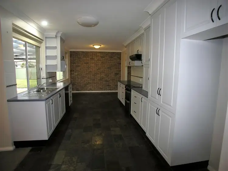 Fifth view of Homely house listing, 6 Gilliana Place, Orange NSW 2800