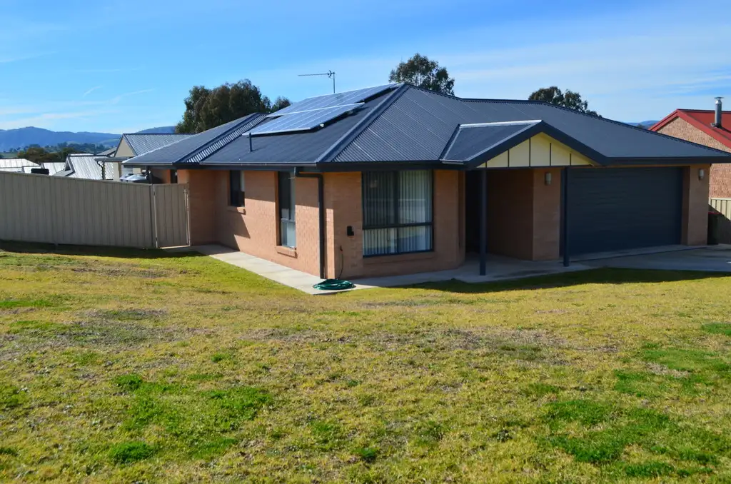 Main view of Homely house listing, 29 Jeffery Circuit, Tumut NSW 2720