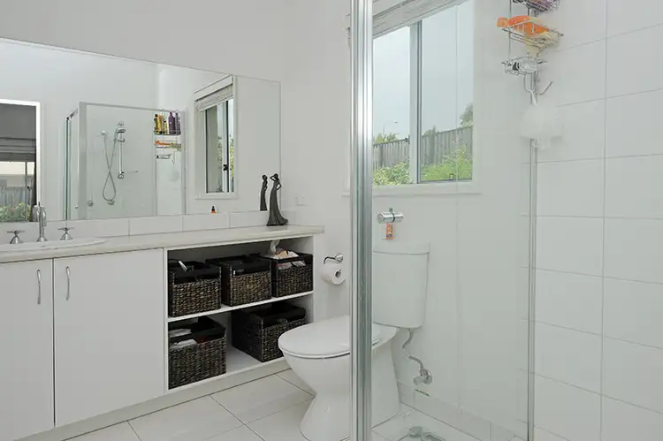 Sixth view of Homely house listing, 11 Silvereye Circuit, Beerwah QLD 4519