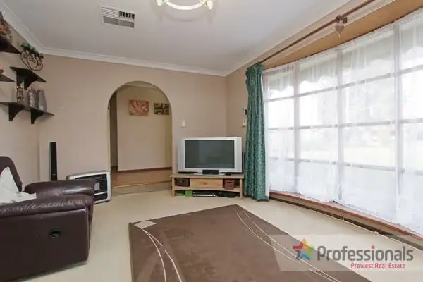 Fifth view of Homely house listing, 28 Romney Way, Parkwood WA 6147