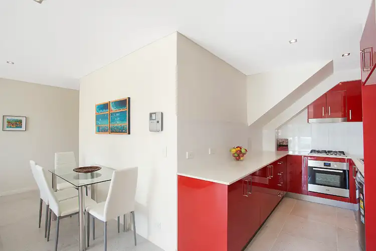 Third view of Homely unit listing, 2/2 Brookvale Avenue, Brookvale NSW 2100