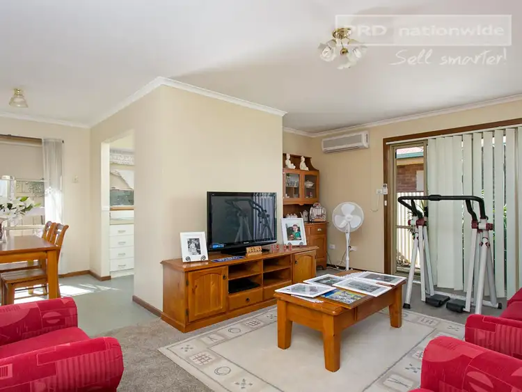 Third view of Homely unit listing, 2/96 Crampton Street, Wagga Wagga NSW 2650